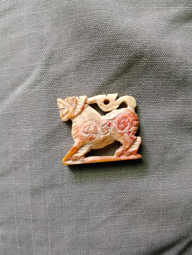 งาแกะหลวงพ่อเดิมสามขวัญ 12