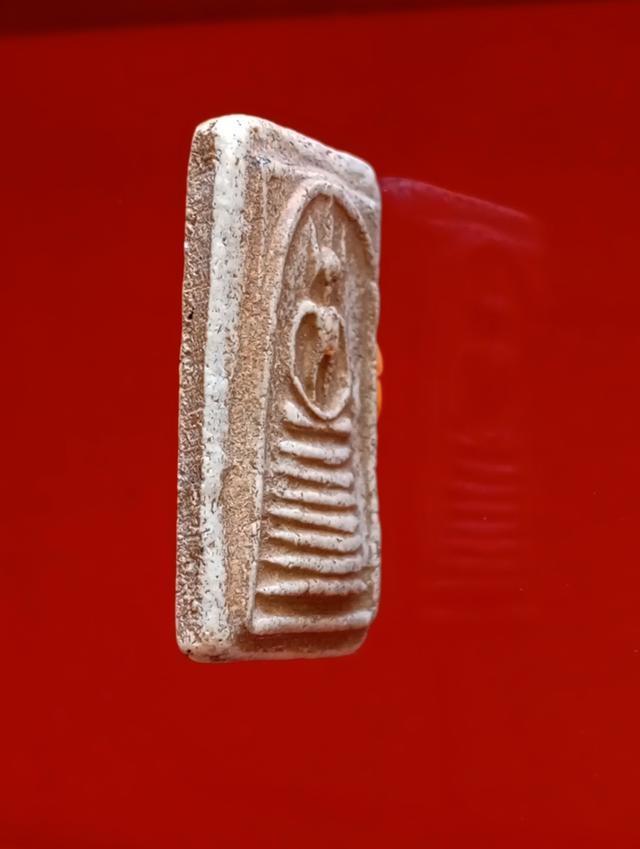 พระสมเด็จ วัดระฆัง สภาพเก่า รูปที่ 4