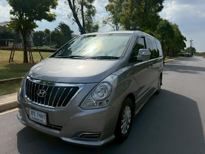 HYUNDAI H-1 2.5 DELUXE MNC ปี 2018 ไมล์ 117,xxxkm.