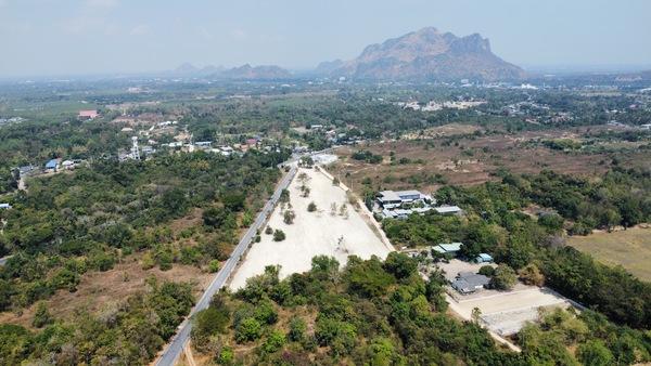 P-9 ขายที่ดินทำเลสวยติดถนน พื้นที่หุบกะพง พื้นที่ 151 ตร.วา ขึ้นไป ราคาเริ่มต้นที่ 14,000 บาท 3