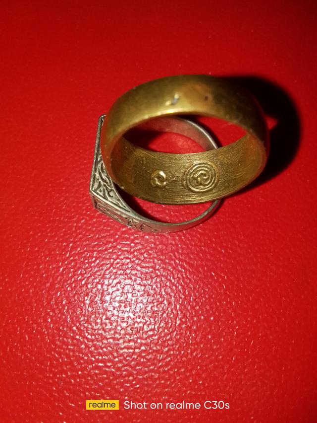 พระเครื่องสนใจองค์ใหนทักมาครับ 16