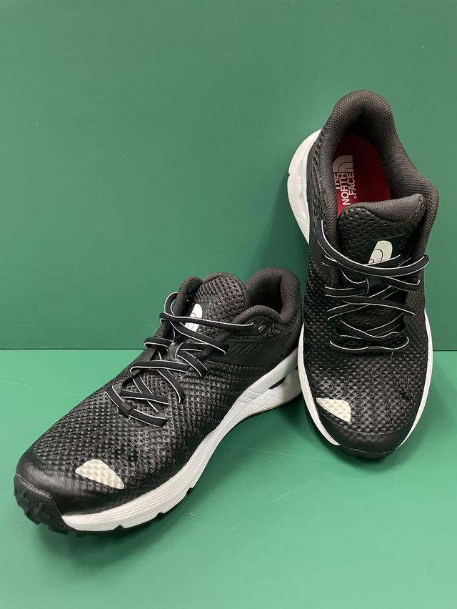 รองเท้า The North Face Mens Ampezzo( Running Shoe มือสองภาพใหม่มากๆไม่แอดไลน์เข้ากลุ่มใดๆทั้งสิ้น!!)