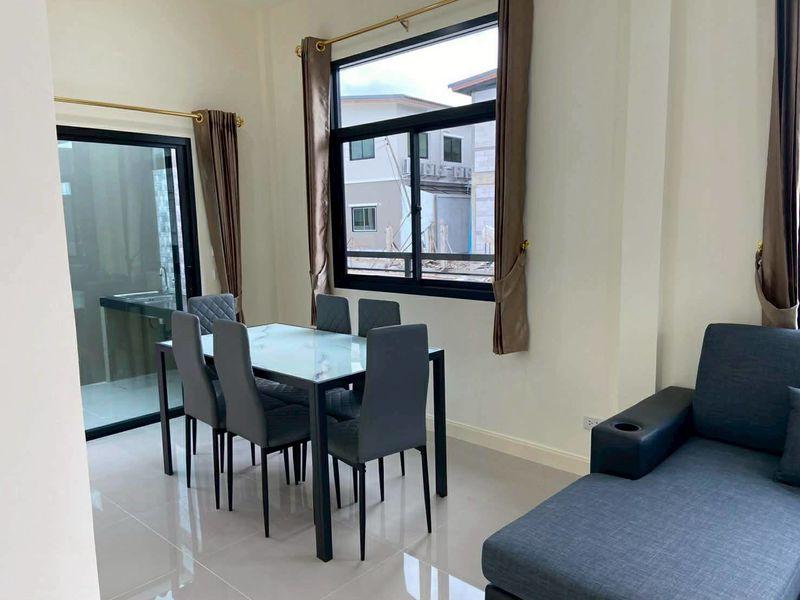 ทาวน์เฮ้าส์ชั้นเดียวห้องริม สภาพใหม่ ใกล้นิึคมไฮเทคอยุธยา มบ.เปรมประชาไอดอล 5