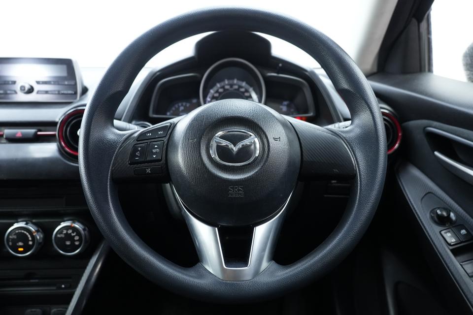 2015 MAZDA,2 1.3 HIGH 4ประตู  สีเทา ไมล์ 208771 กม. 8