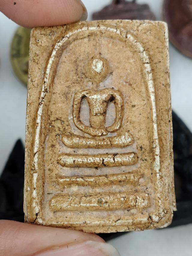 พระผงสมเด็จไม่ทราบที่
