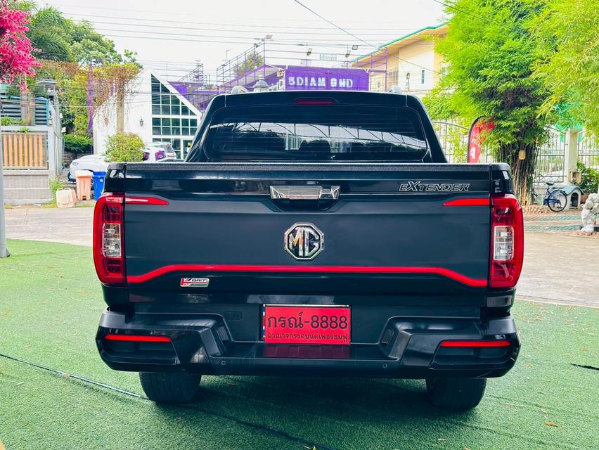 MG Extender 4 ประตู 2.0 GRAND X 4WD ปี 2024 เกียร์ออโต้ 10