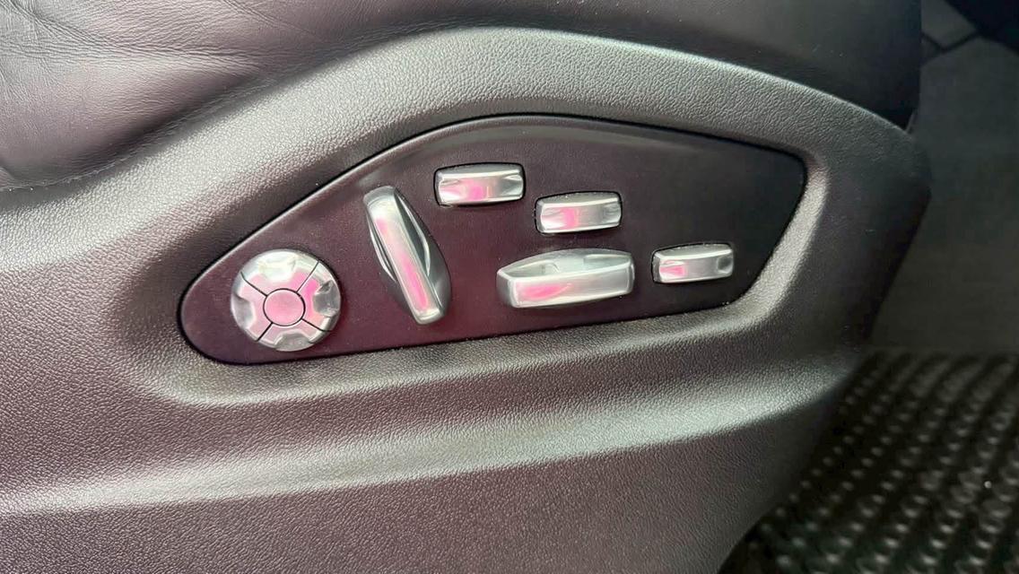 Porsche Cayenne Coupe 2021 สี Crayon รูปที่ 14