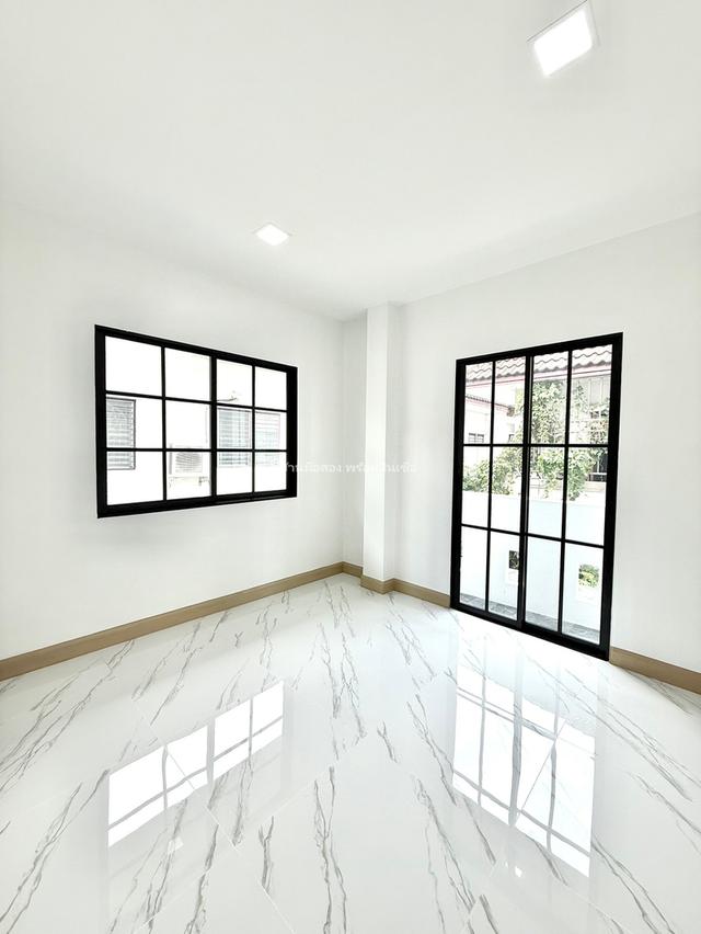 เมืองประชา หทัยราษฎร์35 11