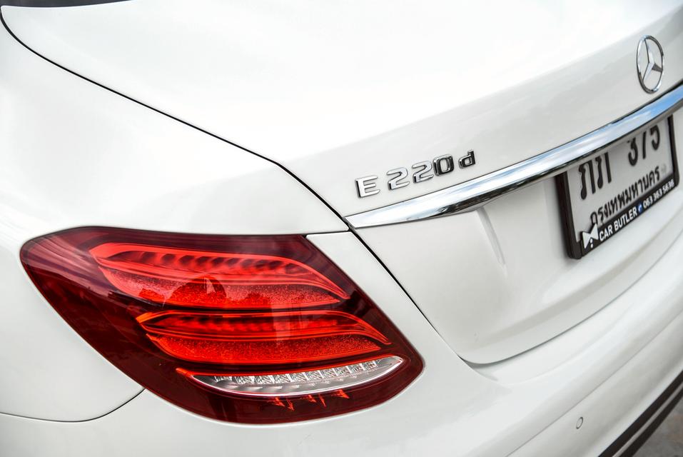รหัสรถ CBL375 Mercedes-Benz E220d Avantgarde W213 AT 2017 8
