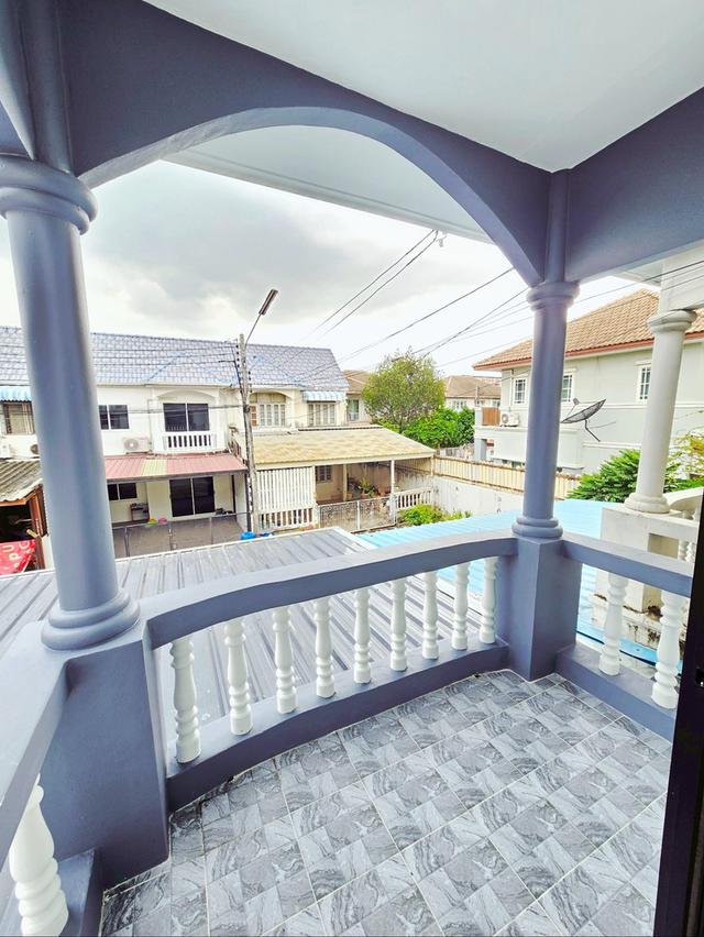 หมู่บ้านอยู่เจริญ4 ซ.1  [ ต.ลาดสวาย อ.ลำลูกกา จ.ปทุมธานี ] 11