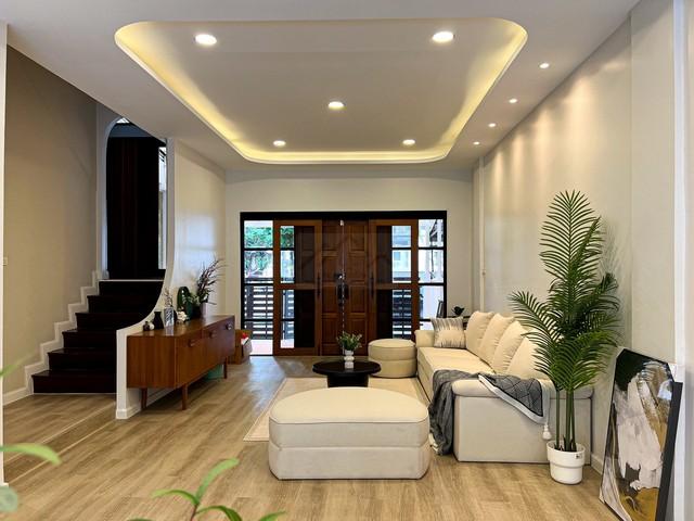 ให้เช่าทาวโฮม 4 ชั้น 6 ห้องนอน ย่านพระโขนง สุขุมวิท 71 ซอยปรีดีพนมยงค์ 35 พร้อมเข้าอยู่ 1