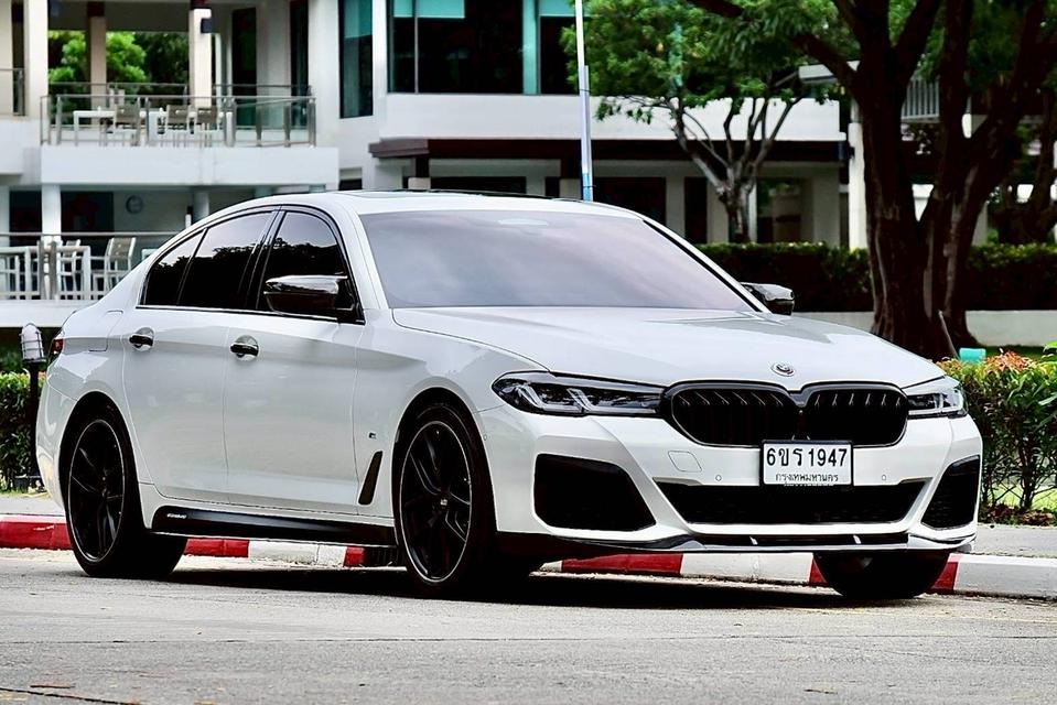 รหัสรถ PR1947 Bmw G30 530e LCI M Sport Package ปี 2022