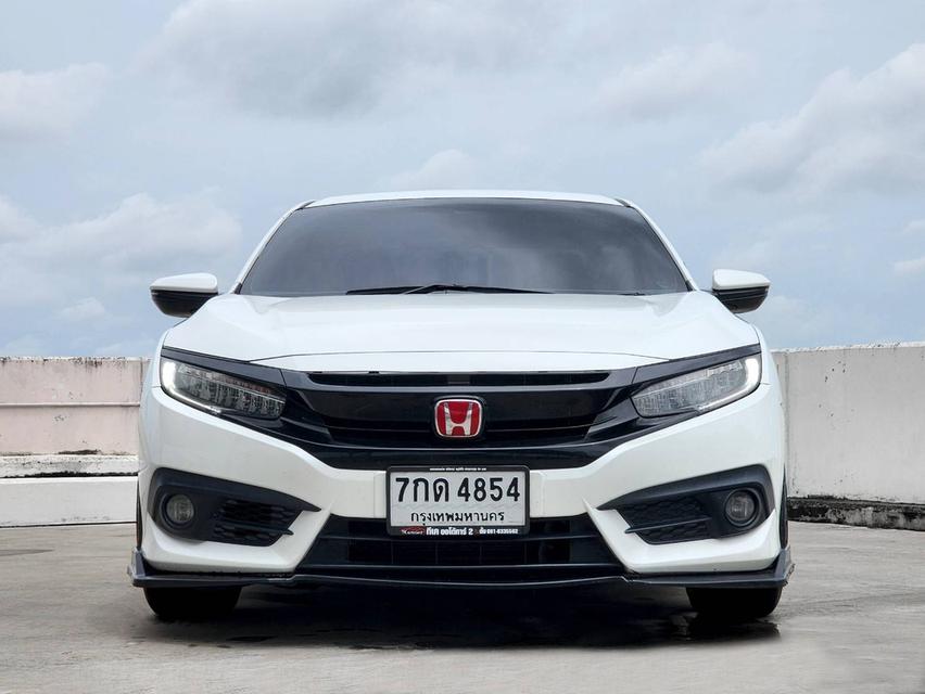 ด่วน HONDA CIVIC FC​ 1.8EL ปี 2018 รถสวย ขายถูกสุด 2