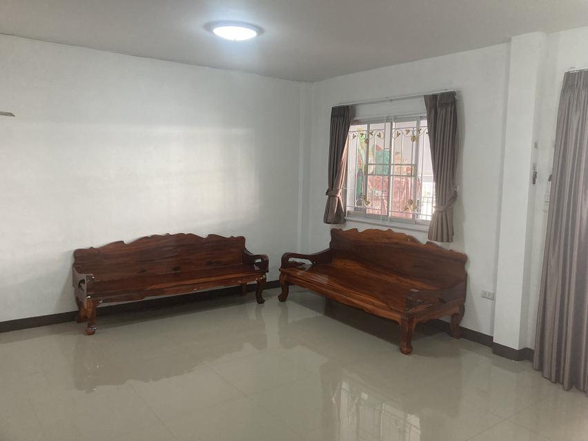 ขายทาวน์เฮ้าส์ 24.4 ตรว.ใกล้รถไฟฟ้า หมู่บ้านพระปิ่นนคร (หมู่บ้านไม่มีค่าส่วนกลาง) บางโปรง สมุทรปราการ 16