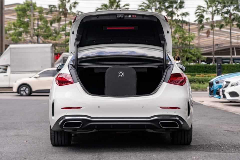 (แจ้งรหัสรถ NP2112) รุ่นรถ : BENZ C350e AMG DYNAMICปีรถ : 2024 รูปที่ 8