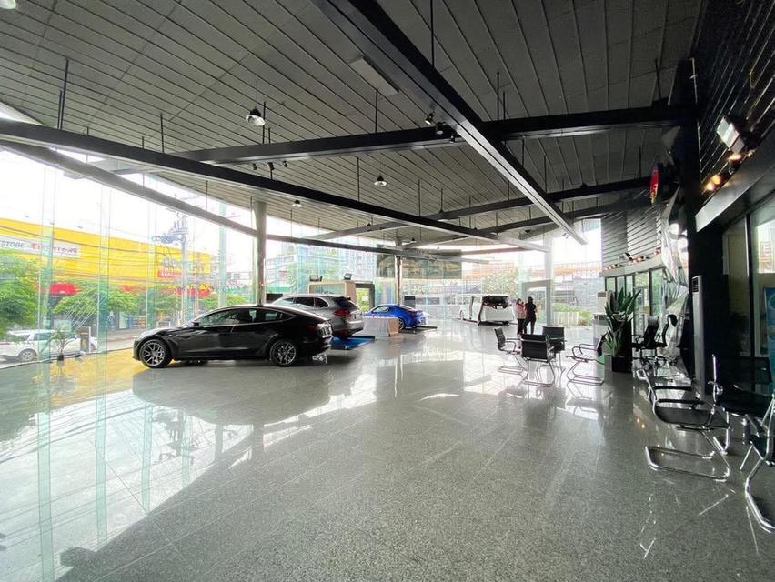 ให้เช่า โชว์รูมตรงเหม่งจ๋าย (ปากซอย SISB) โลเคชั่นดีมากๆ 2