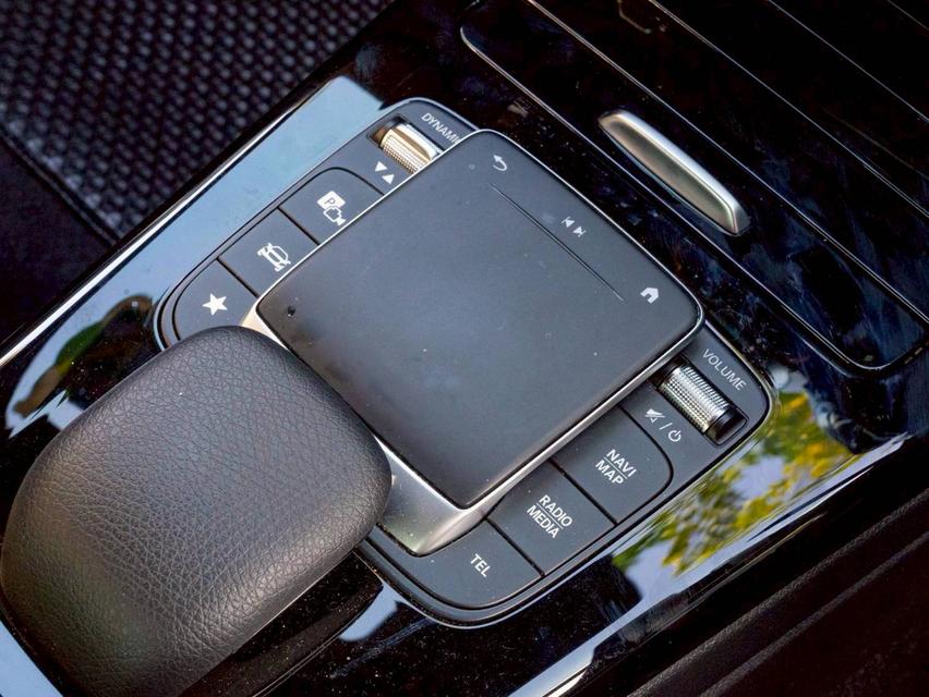 Benz A200 AMG ปีจด 2022 ♨️ ประกันเครื่องเดียร์หลังการขาย3ปี3หมื่นkm รูปที่ 15