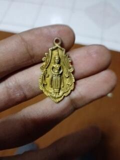 เหรียญหล่อหลวงพ่อวัดบ้านแหลม 3