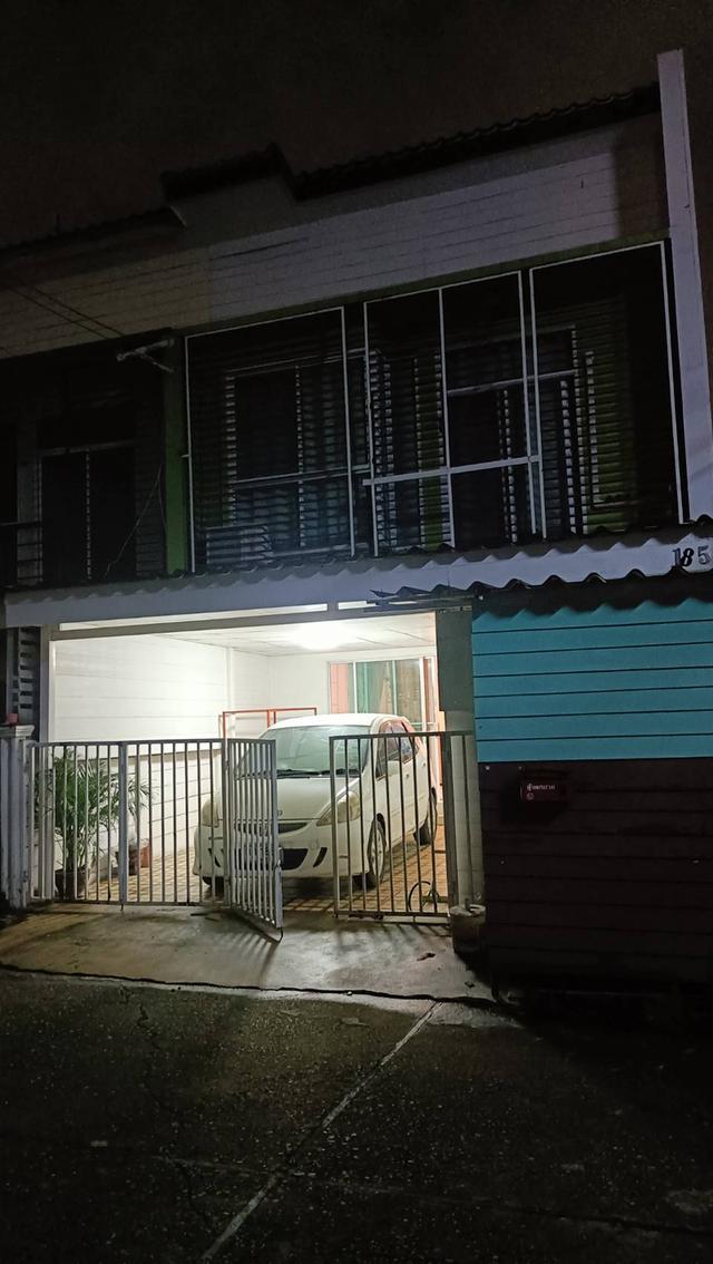 ทาวเฮ้าส์ซอยรังสิตนครนายก 8 6