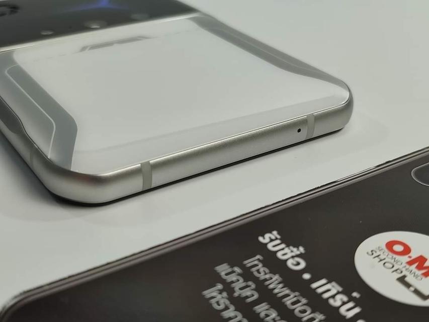 ขาย/แลก Lenovo Legion Phone Duel 2 สีTitanium White 12/128 ศูนย์ไทย สวยมาก เพียง 17,900 บาท 4