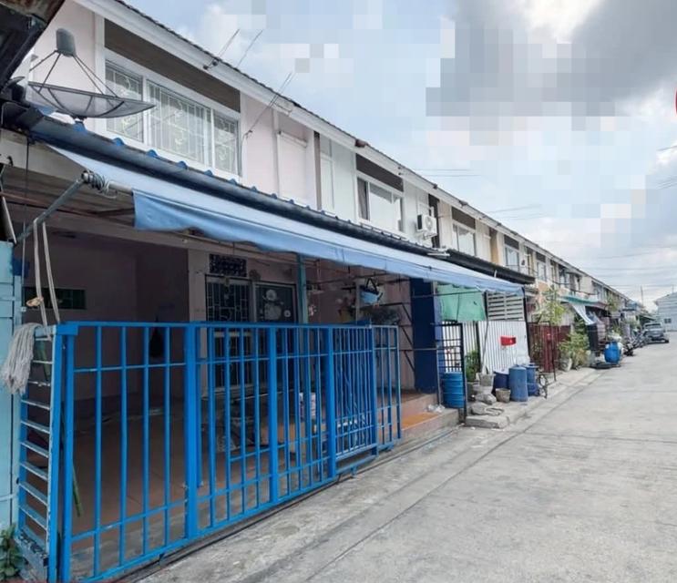 บ้านทาวเฮ้าส์ 16ตรว. ขายตามสภาพ เจ้าของขายเอง 1,490,000 บาท 2