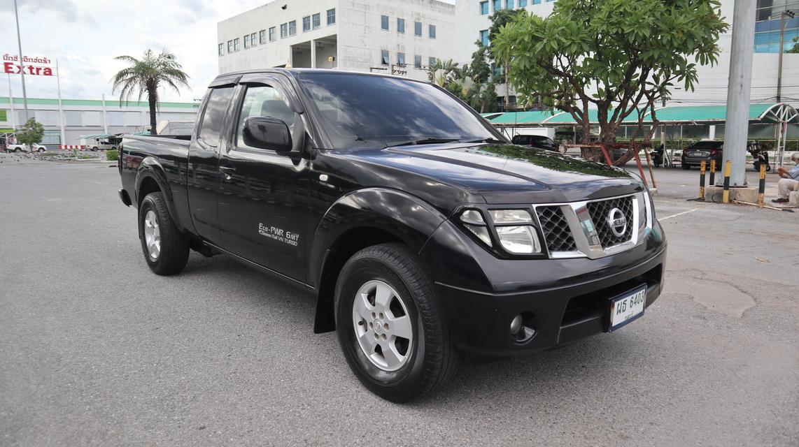 Nissan navara 2.5SE