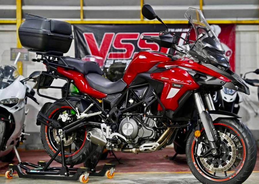 Benelli TRK 502 สีแดง ปี 2018 2