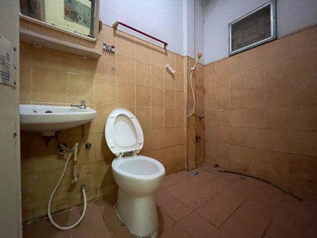 รูป ให้เช่า ทาวน์โฮม ซอยทวีสิทธิ์ ข้างสำเพ็ง เมืองนครศรีธรรมราช 120 ตรม. 49 ตร.วา 2 ห้องนอน 1 ห้องน้ำ 1 จอดรถ ทำเลในเมือง คุ 5