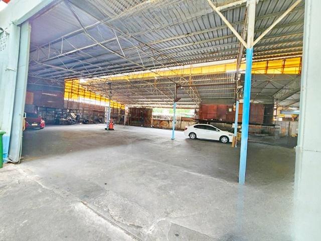 ตลาดน้อย สัมพันธวงศ์ 196 ตรว.ท่าเรือข้ามฟากสี่พระยา MRTหัวลำโพง360ม. ให้เช่าโกดัง ย่านกลางเมือง เจริญกรุง 25-35 782 ตรม. 2