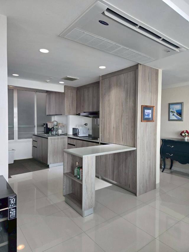 condo watermark chaophaya 7