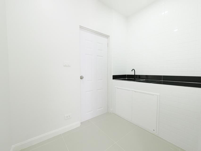 ขายทาวน์เฮ้าส์ 2 ชั้น ม.โมดิวิลล่า 18.8 ตร.ว. 4นอน 2น้ำ [รังสิต-คลอง7] ขาย 1.78ล้าน 8