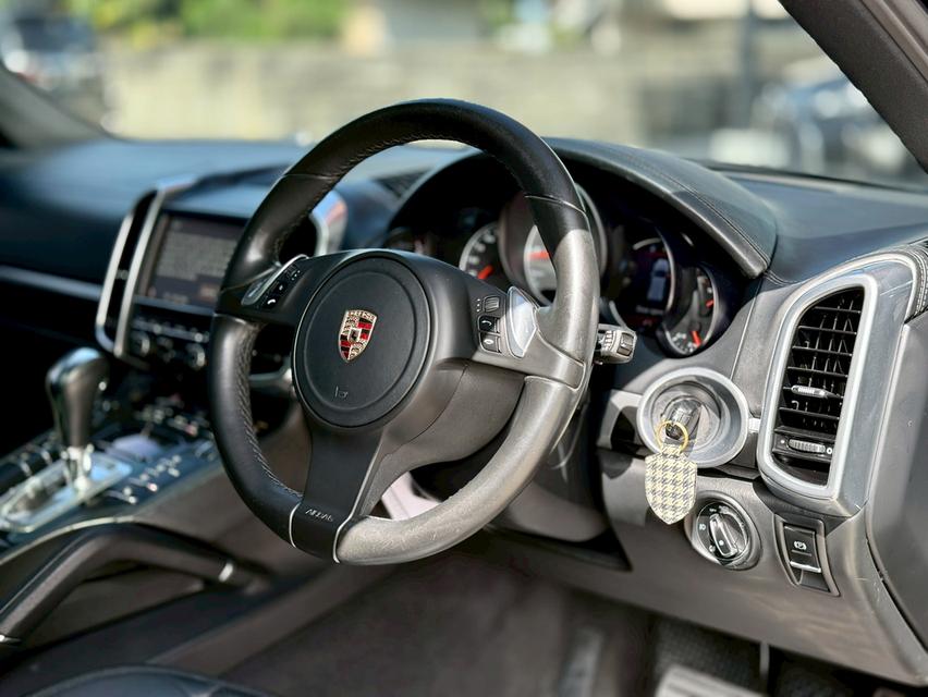  PORSCHE CAYENNE S​ 3.0 HYBRID 2010  7