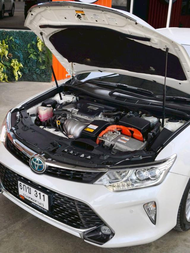 Toyota Camry 2.5 Hybrid Premium