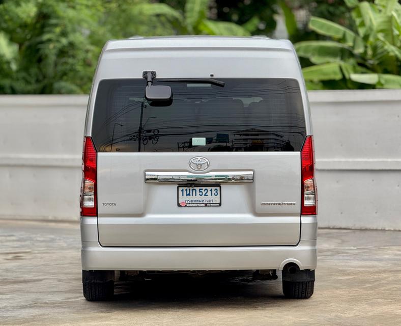 TOYOTA COMMUTER 2.8 2020