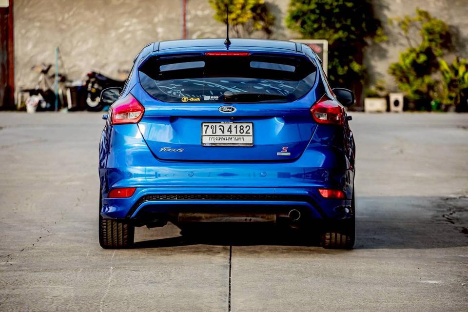 Ford focus 1.5 Ecoboost ปี 2017 สีน้ำเงิน 9