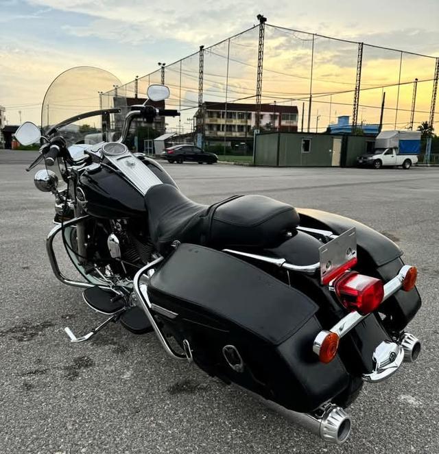 Harley Davidson Road King 2008 16