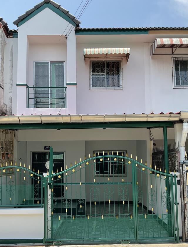 ให้เช่าบ้านทาวน์เฮ้าส์ 1