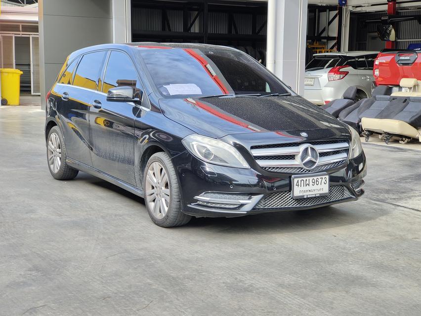 Benz B 200 1.6 Blue Efficiency ปี 13
