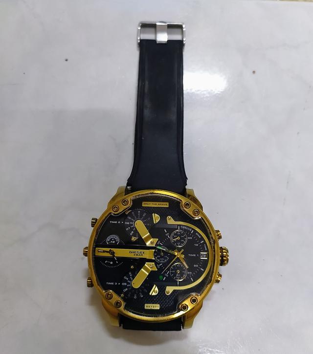 Diesel Mr.Daddy 2.0 Gold & Black Dial Mens Watch