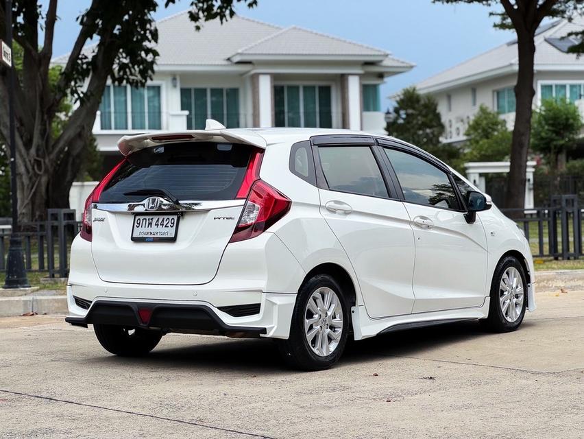 รหัสรถ AVA4429 💫 Honda Jazz 1.5 I-VTEC V plus ปี 2020 รูปย่อยที่ 4