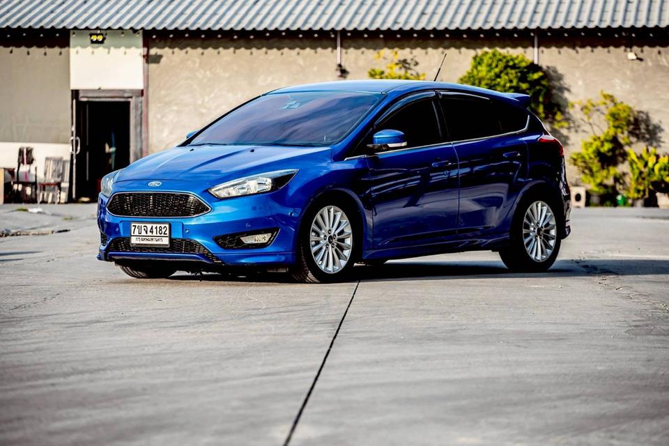 Ford focus 1.5 Ecoboost ปี 2017 สีน้ำเงิน
