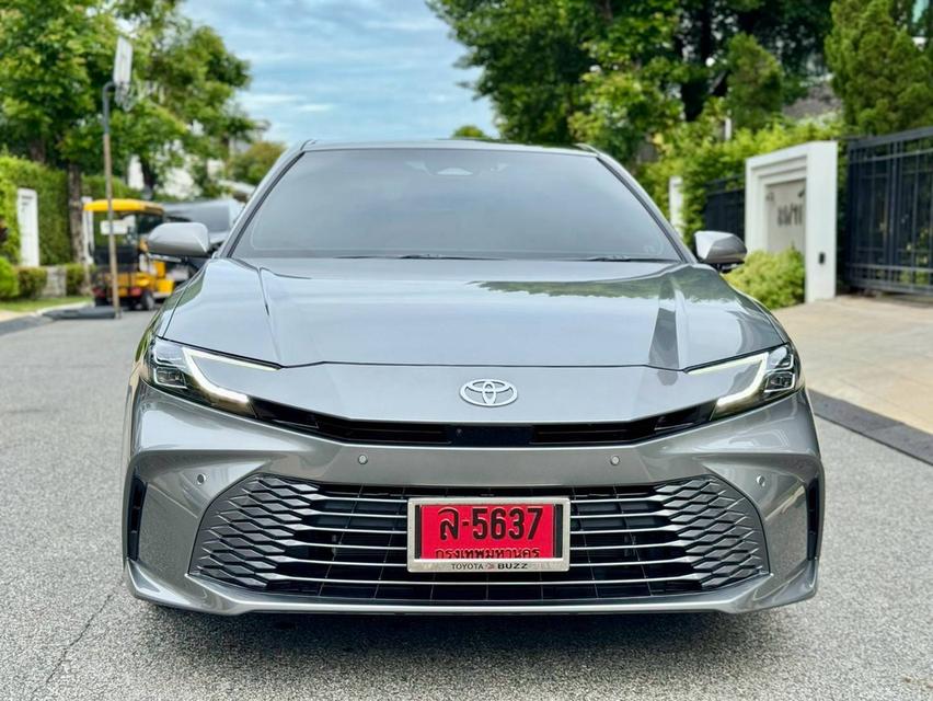 2026 Toyota Camry HEV Premium Luxury Topสุด ใหม่จัดๆ รถเดือนเดียว ยังไม่จดทะเบียน คุ้มมากๆ รูปที่ 2
