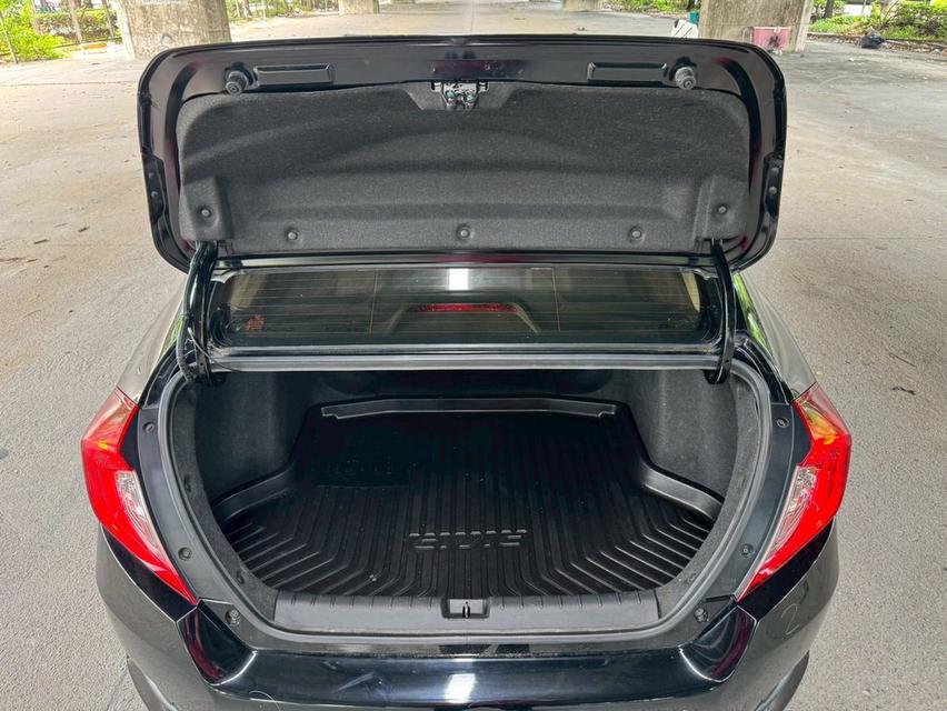 ð 2021 Honda CIVIC 1.8 E AT āļĢāļđāļāļāļĩāđ 18