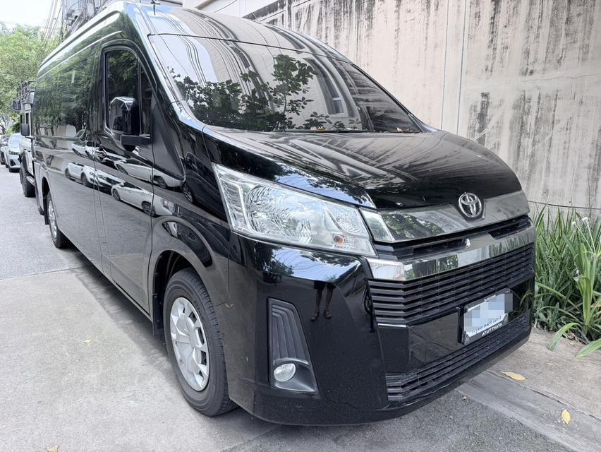 2022 toyota commuter มือเดียว ออโต้ วิ่งน้อย