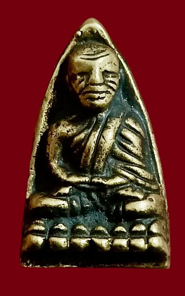 พระเครื่องเหรียญคณาจารย์ต่างๆ