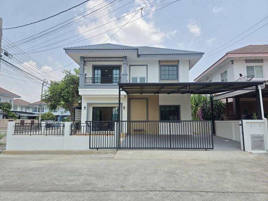 หมู่บ้านนนทวีวิลล์5 ถนนมิตรไมตรี คู้ซ้าย หนองจอก บ้านเดี่ยว2ชั้น หลังมุม 1