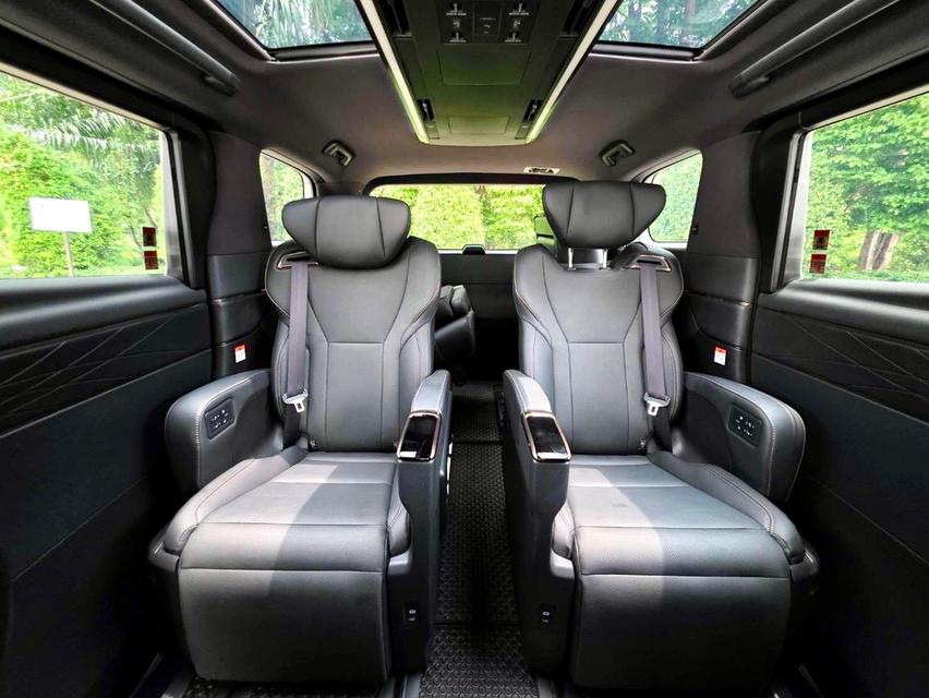 TOYOTA ALPHARD Z 2WD สีดำ ปี 2025 ไมล์ 10,000 กม. 14