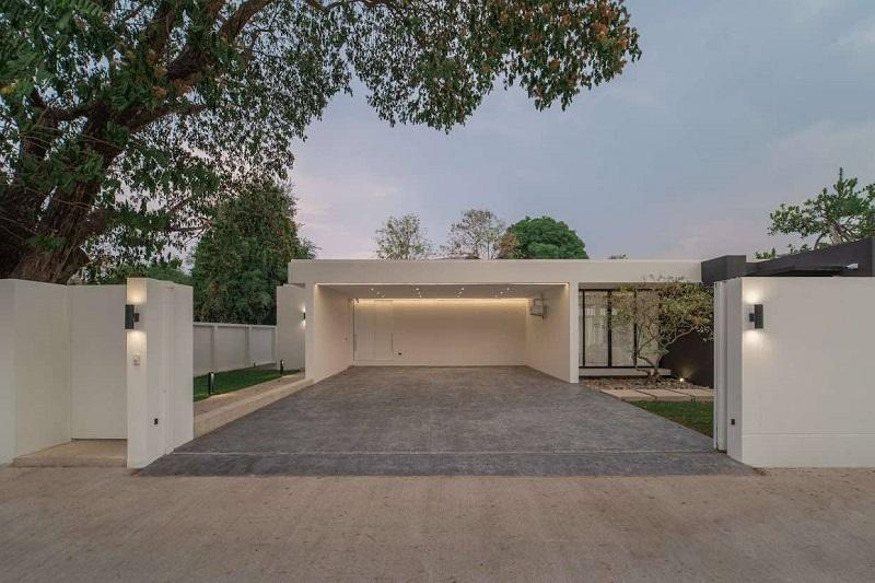 ขายบ้านเดี่ยวสร้างใหม่สไตล์โมเดิร์น pool villa ขนาด 378 ตรว วิวดอยสุเทพ หางดง เชียงใหม่.