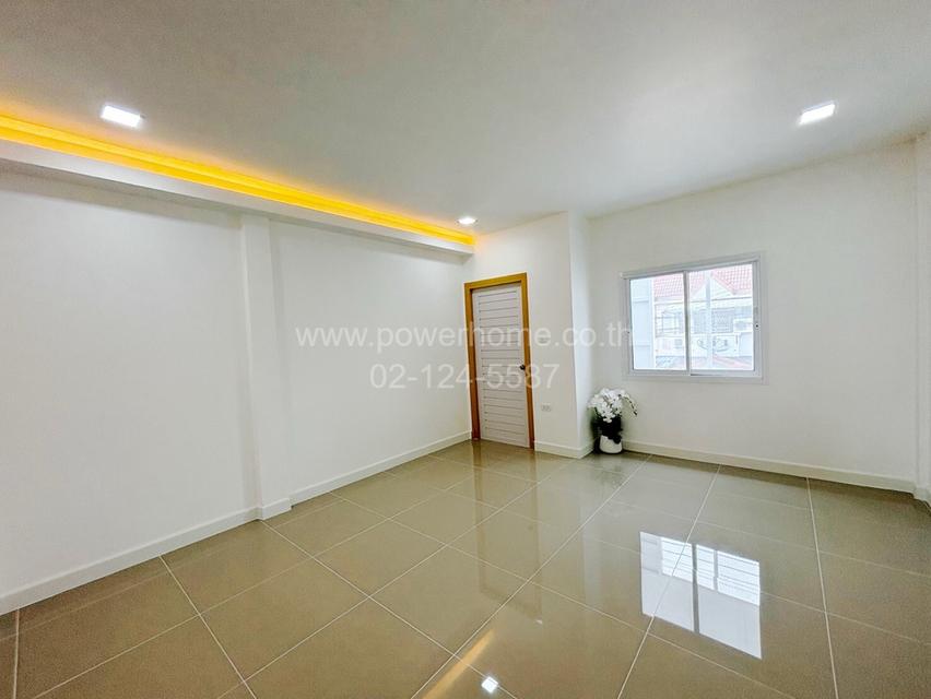หมู่บ้านฟ้ารังสิต คลอง 4 ถ.รังสิต-นครนายก ต.บึงยี่โถ อ.ธัญบุรี จ.ปทุมธานี 16