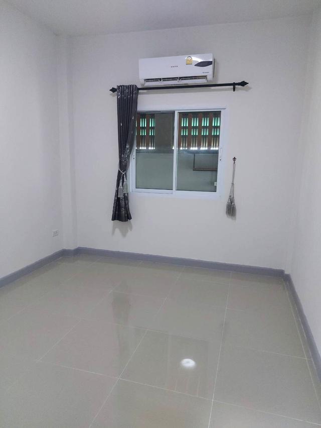ขายบ้านเดี่ยวชั้นเดียว พร้อมอยู่ พื้นที่กว้างจอดรถได้ 2 คัน รหัส H1SS-475 8